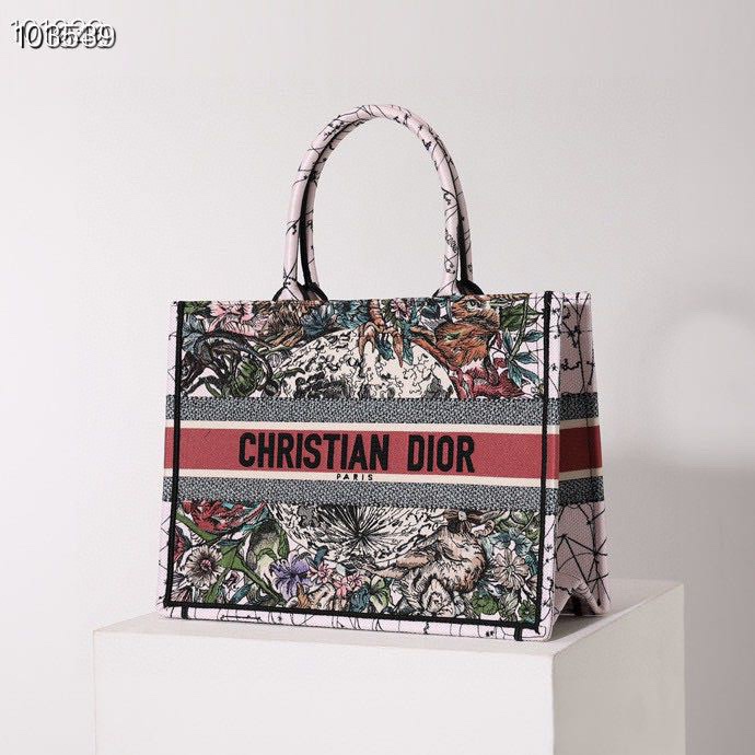 Dior Shopping Bags